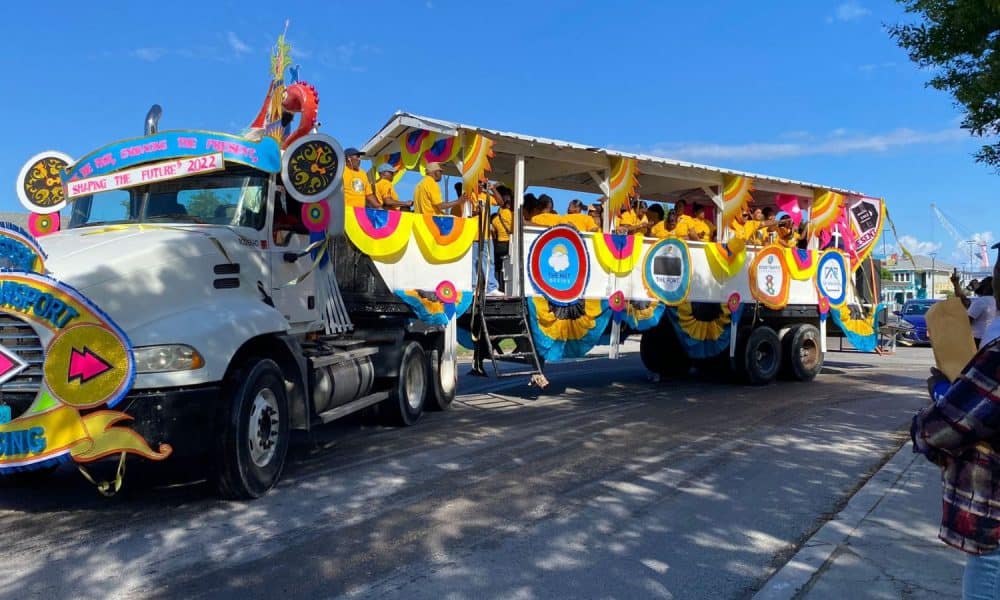 Week Float Public Service Week Float Parade Takes Off - Our News