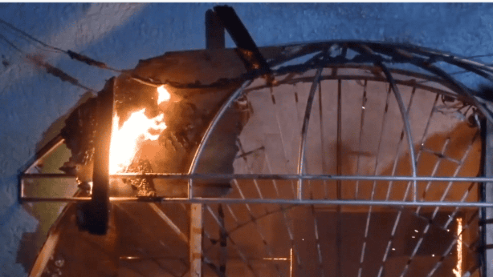 Fire Destroys Abandoned Building On Coral Road - Our News