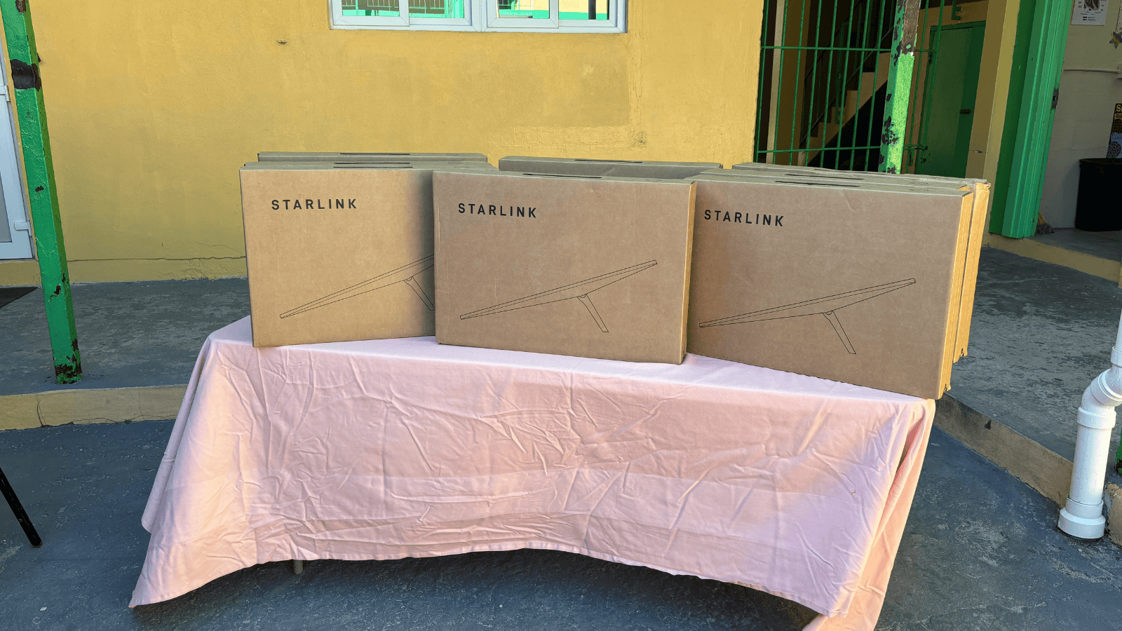 Starlink Partners With MOE To Provide Internet At C.H. Reeves - Our News