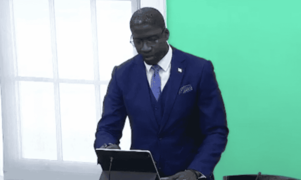 Brooklyn Bridge Barge Owner Facing Fine Over “Extensive” Reef Damage